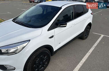 Ford Kuga 2017