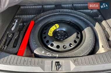 Внедорожник / Кроссовер Ford Kuga 2013 в 