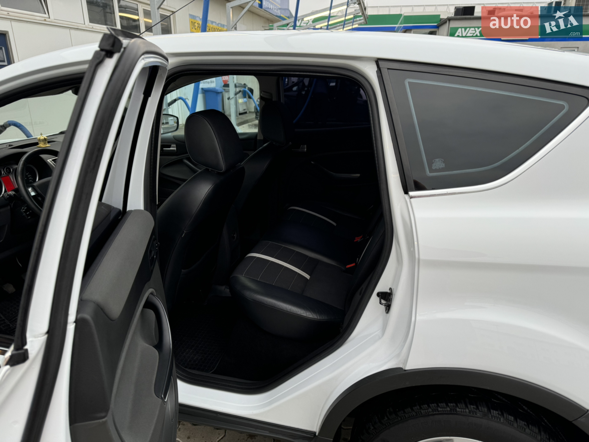 2010 Ford Kuga - мініатюра 9