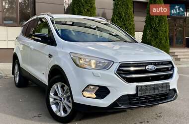 Внедорожник / Кроссовер Ford Kuga 2017 в Днепре