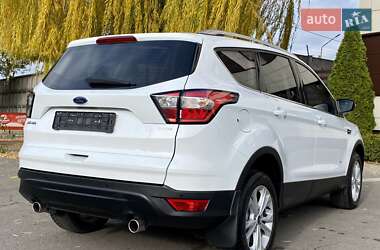 Внедорожник / Кроссовер Ford Kuga 2017 в Днепре