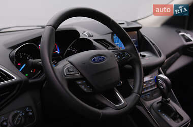 Внедорожник / Кроссовер Ford Kuga 2019 в Киеве