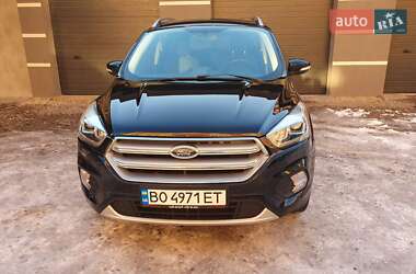 Внедорожник / Кроссовер Ford Kuga 2019 в Тернополе