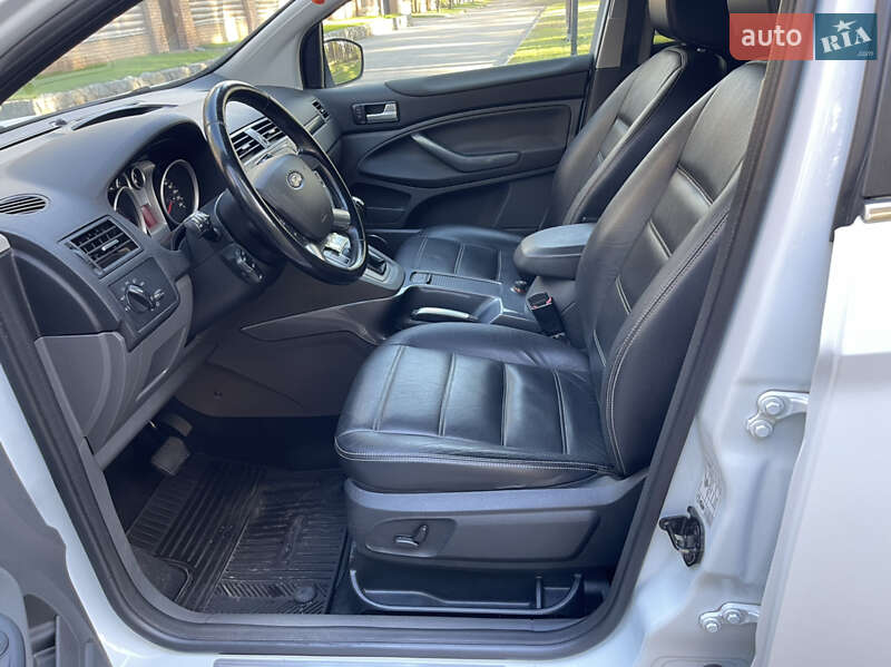 Внедорожник / Кроссовер Ford Kuga 2012 в Чернигове