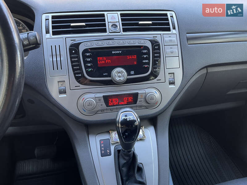 Внедорожник / Кроссовер Ford Kuga 2012 в Чернигове