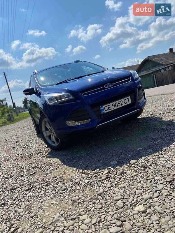 Внедорожник / Кроссовер Ford Kuga 2014 в Черновцах