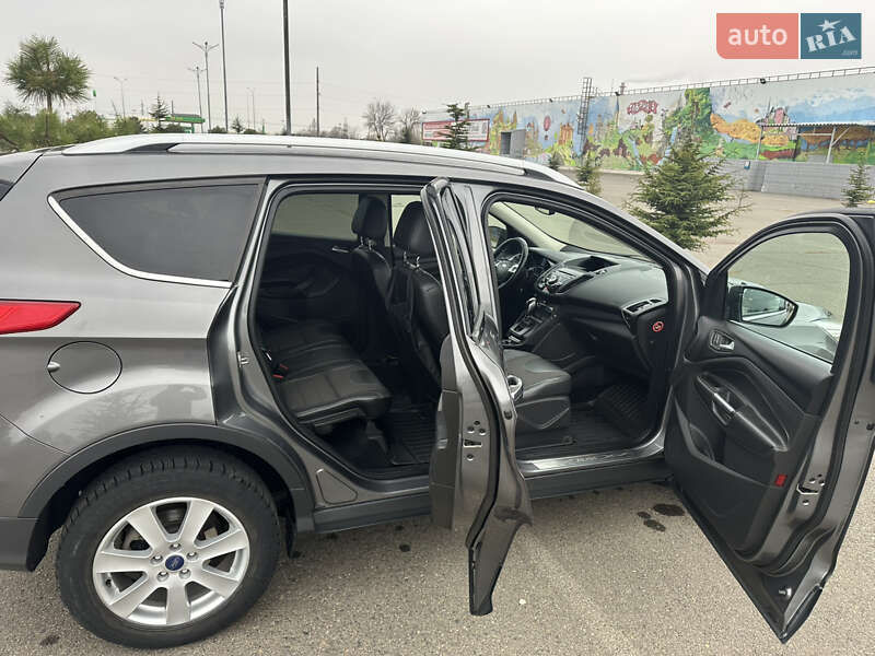 Позашляховик / Кросовер Ford Kuga 2013 в Одесі
