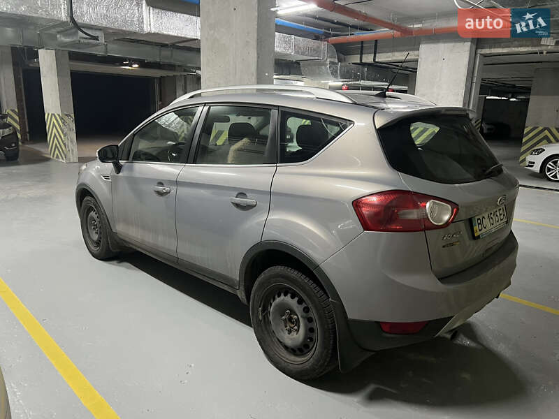 Позашляховик / Кросовер Ford Kuga 2011 в Львові