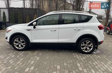 Внедорожник / Кроссовер Ford Kuga 2012 в 