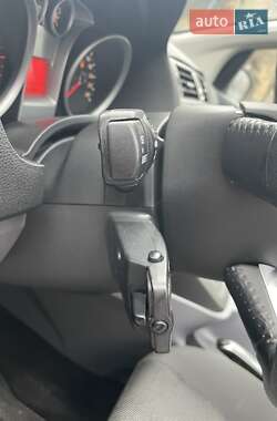 Внедорожник / Кроссовер Ford Kuga 2012 в 