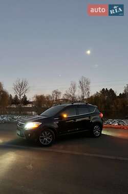 Позашляховик / Кросовер Ford Kuga 2011 в Івано-Франківську