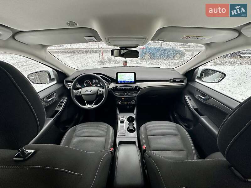 Внедорожник / Кроссовер Ford Kuga 2020 в Ирпене