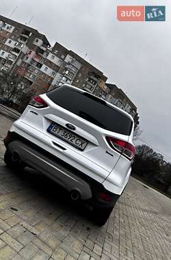Внедорожник / Кроссовер Ford Kuga 2013 в Николаеве