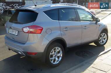 Внедорожник / Кроссовер Ford Kuga 2011 в 