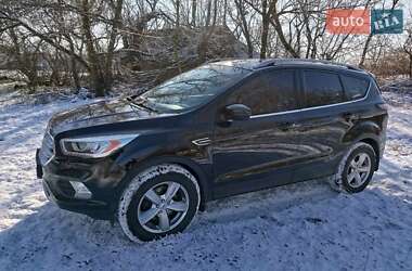 Внедорожник / Кроссовер Ford Kuga 2017 в 