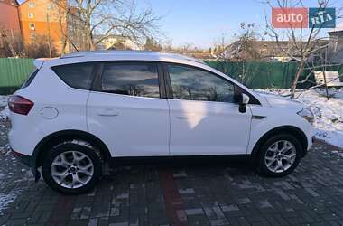 Позашляховик / Кросовер Ford Kuga 2011 в Красилові