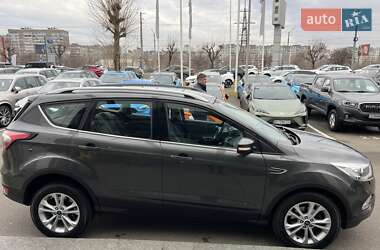 Внедорожник / Кроссовер Ford Kuga 2019 в Киеве