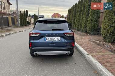 Внедорожник / Кроссовер Ford Kuga 2021 в Киеве