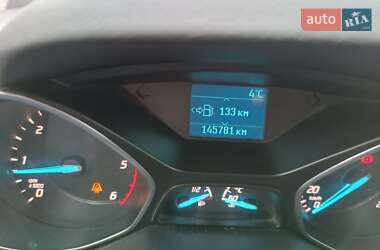 Внедорожник / Кроссовер Ford Kuga 2013 в 