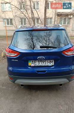 Внедорожник / Кроссовер Ford Kuga 2013 в 