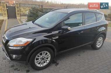 Позашляховик / Кросовер Ford Kuga 2012 в Луцьку