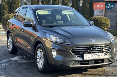 Ford Kuga 2021