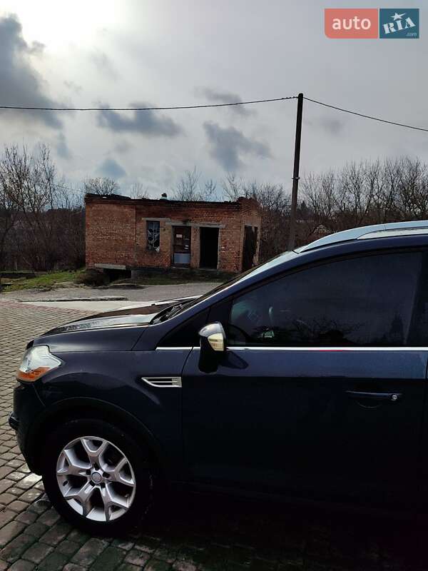 Позашляховик / Кросовер Ford Kuga 2011 в Бобринці