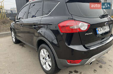 Внедорожник / Кроссовер Ford Kuga 2011 в 