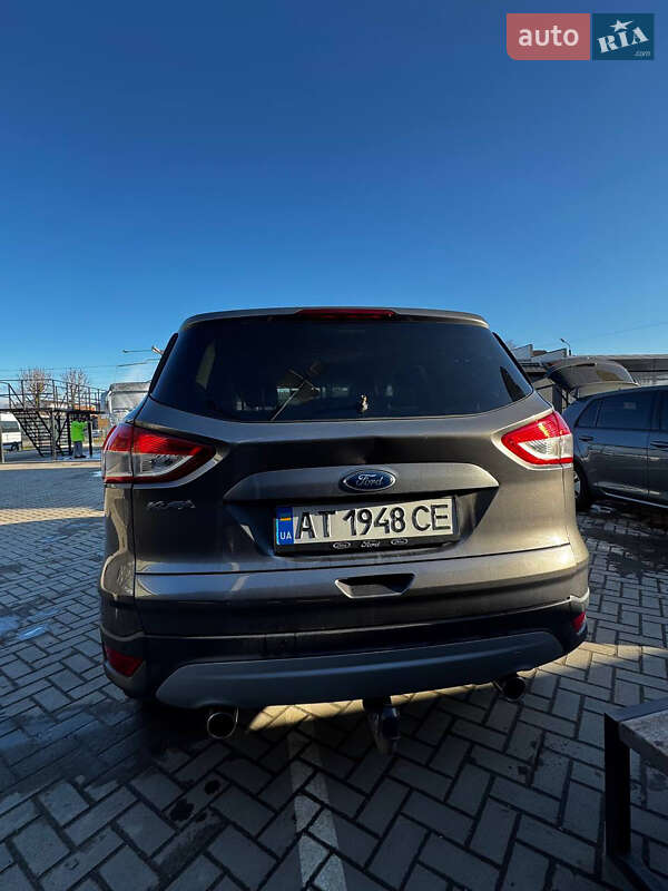 Внедорожник / Кроссовер Ford Kuga 2013 в Ивано-Франковске