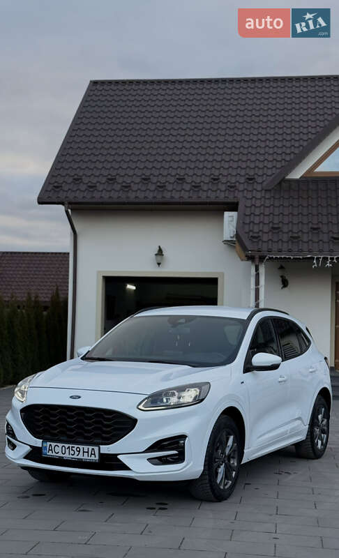Внедорожник / Кроссовер Ford Kuga 2021 в Ковеле