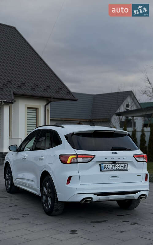 Внедорожник / Кроссовер Ford Kuga 2021 в Ковеле