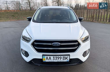 Внедорожник / Кроссовер Ford Kuga 2017 в Киеве