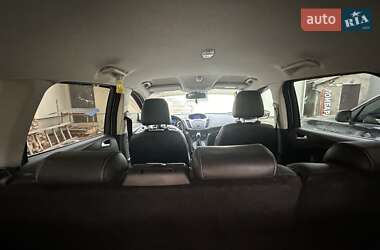 Внедорожник / Кроссовер Ford Kuga 2013 в 