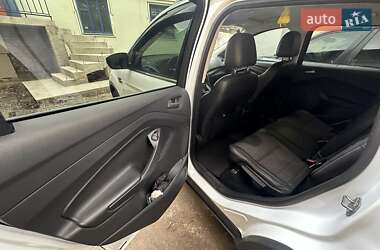 Внедорожник / Кроссовер Ford Kuga 2013 в 