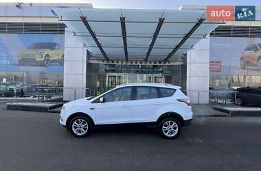 Внедорожник / Кроссовер Ford Kuga 2019 в Киеве