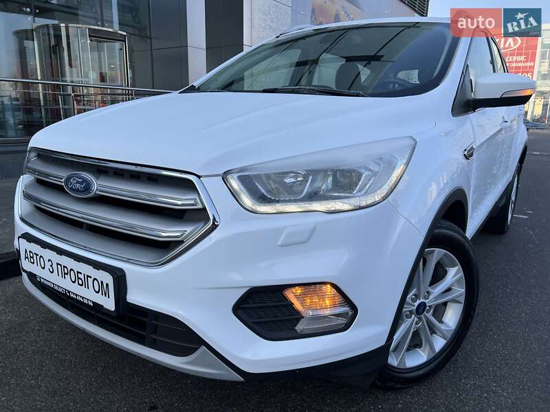 Внедорожник / Кроссовер Ford Kuga 2019 в Киеве