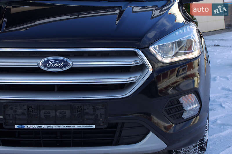 Внедорожник / Кроссовер Ford Kuga 2019 в Черкассах