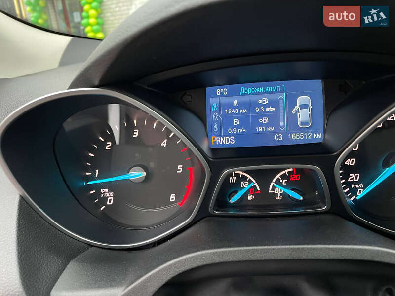 Внедорожник / Кроссовер Ford Kuga 2015 в Ирпене