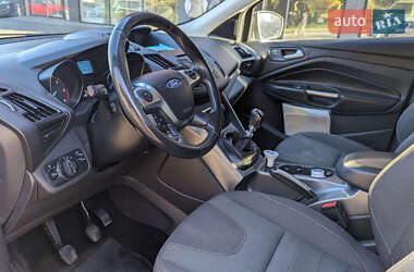 Внедорожник / Кроссовер Ford Kuga 2015 в 