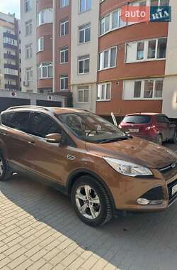 Внедорожник / Кроссовер Ford Kuga 2013 в Черновцах