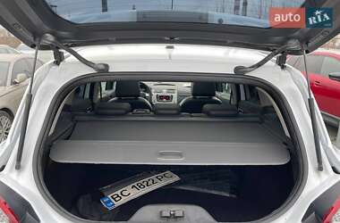Внедорожник / Кроссовер Ford Kuga 2011 в 