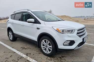 Ford Kuga 2016