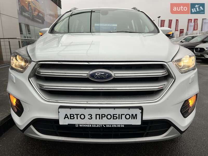 Позашляховик / Кросовер Ford Kuga 2019 в Києві