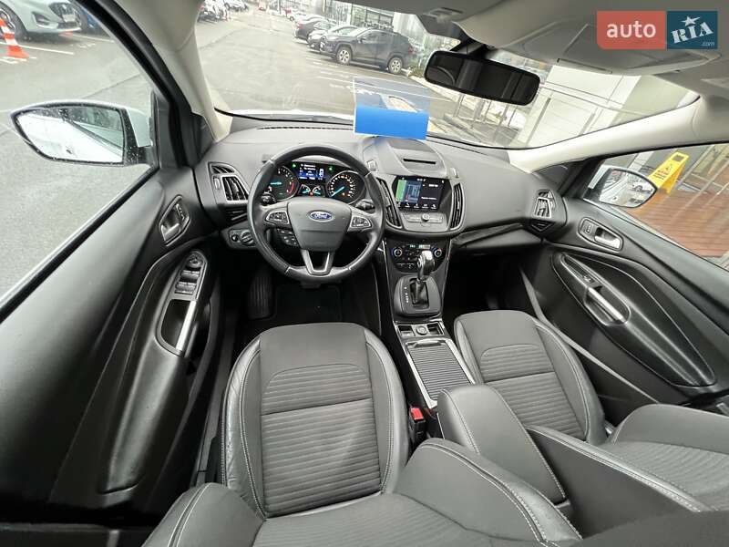 Позашляховик / Кросовер Ford Kuga 2019 в Києві