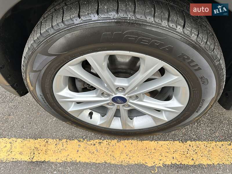 Позашляховик / Кросовер Ford Kuga 2019 в Києві