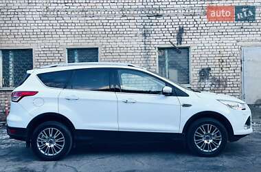 Внедорожник / Кроссовер Ford Kuga 2013 в Каменском