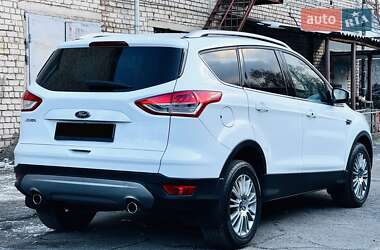 Внедорожник / Кроссовер Ford Kuga 2013 в Каменском