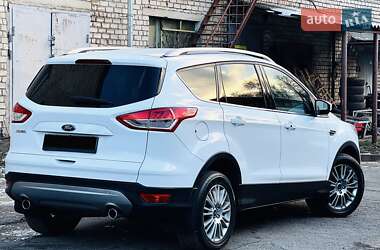 Внедорожник / Кроссовер Ford Kuga 2013 в Каменском