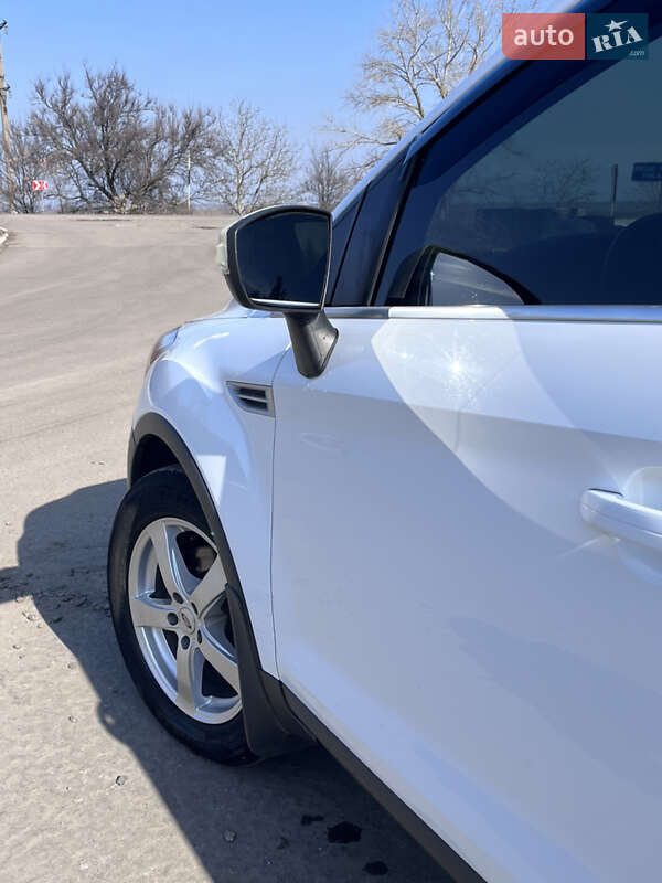 Внедорожник / Кроссовер Ford Kuga 2011 в Южноукраинске