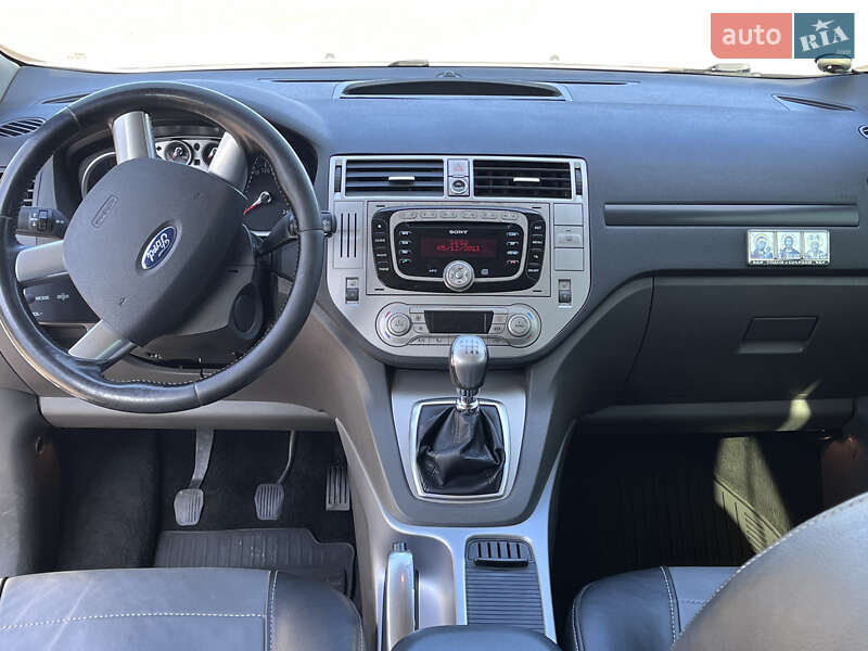 Внедорожник / Кроссовер Ford Kuga 2011 в Южноукраинске